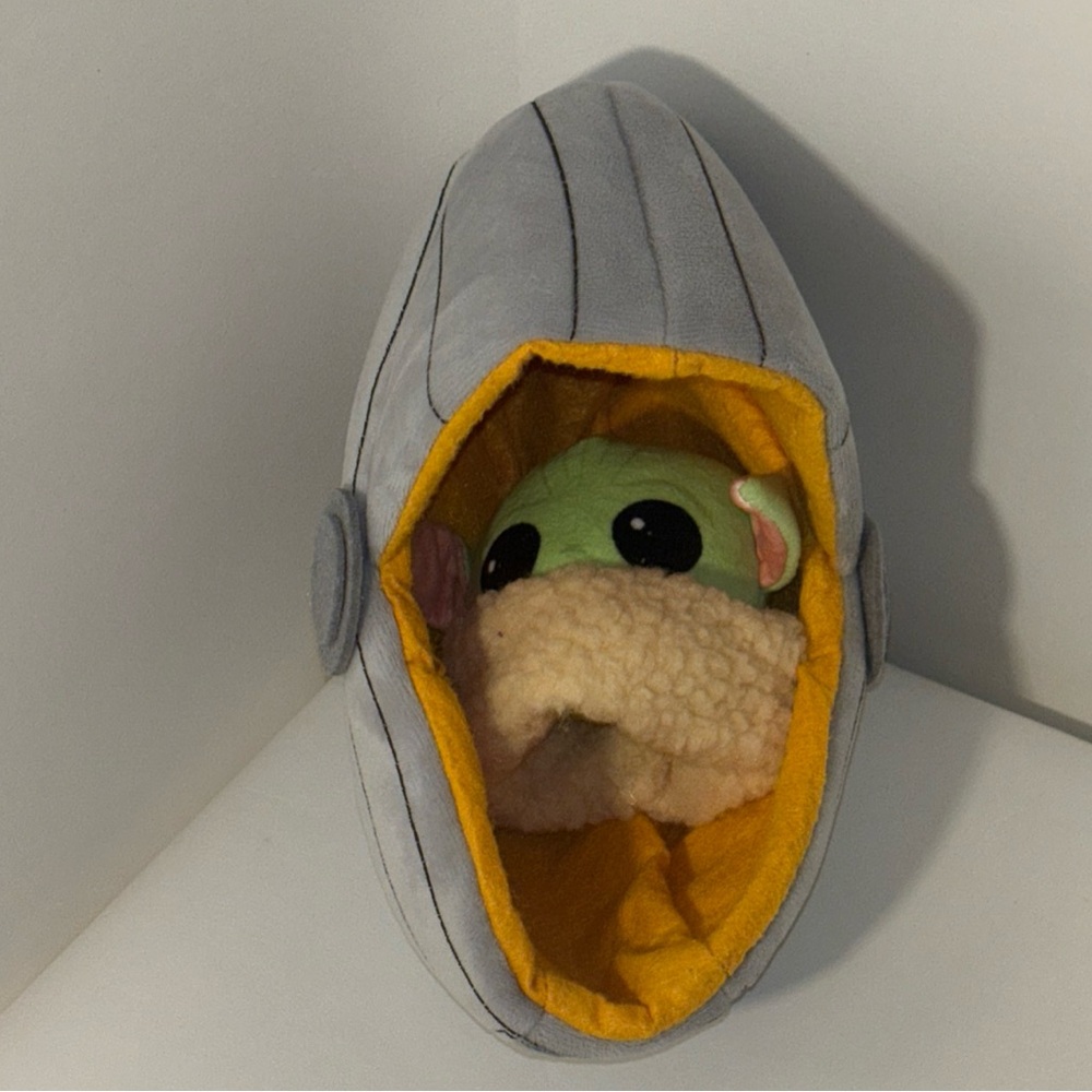 Baby Yoda plushy